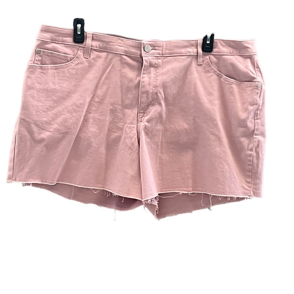 EVRI Short Mid Rise fitted through hip & thigh hits midthigh 24W BOX12